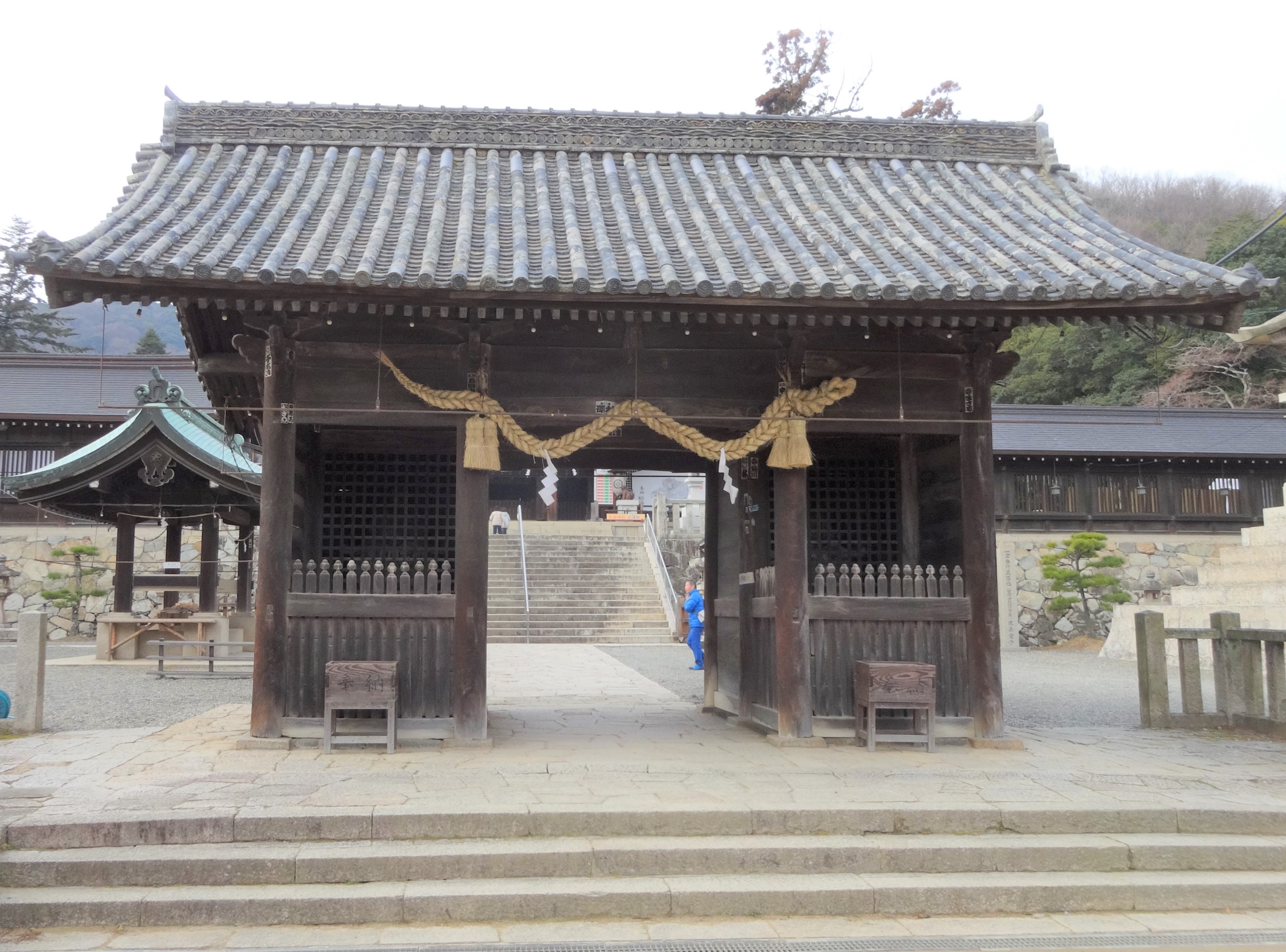 吉備津彦神社「随神門」保存修理工事の見学会について